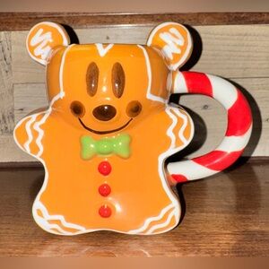 🥰Disney Gingerbread Minnie Mouse With Candy Cane Handle Ceramic Hand Painted Mug
